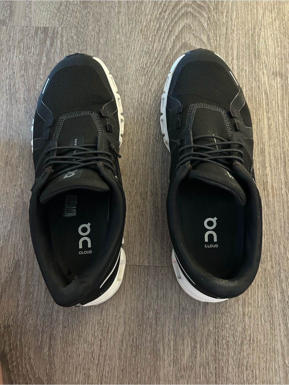 On Running Cloud  Women’s Running Shoes - Black/White